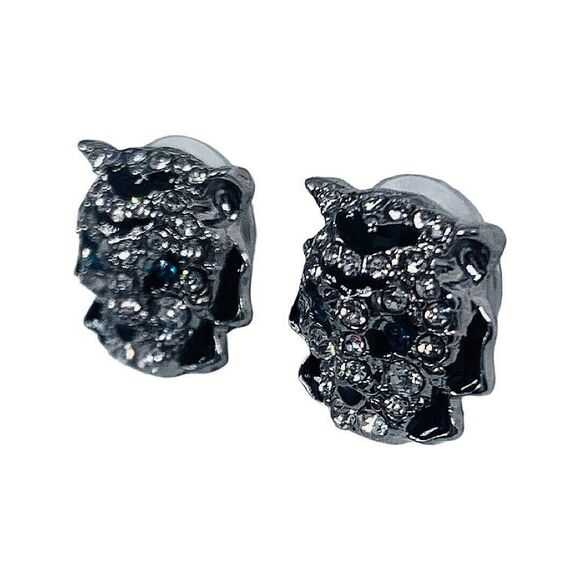 Betsey Johnson Snow Leopard Head Crystal Stud Earrings .5" Magical Creature - Picture 3 of 16